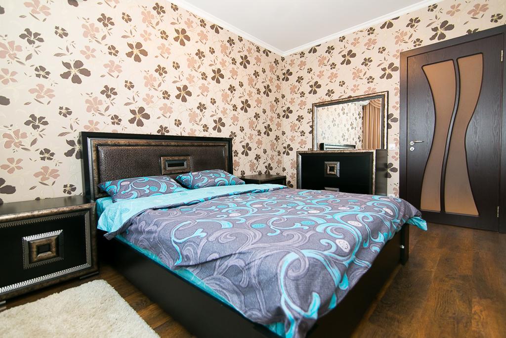 VIP Apartment on Ilinska Sumy Exteriör bild